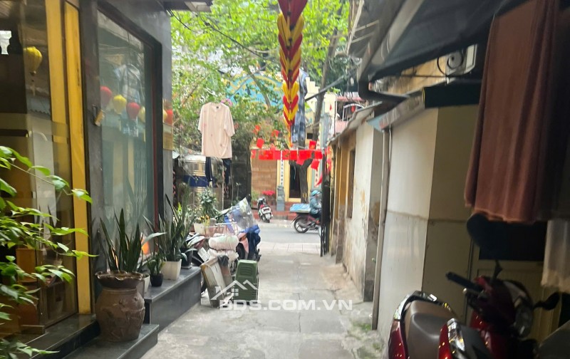 Siêu Đẹp Quán Thánh Đầu Vườn Hoa 5 Tầng 9,5 Tỷ Thẳng Tắp 10m ra phố