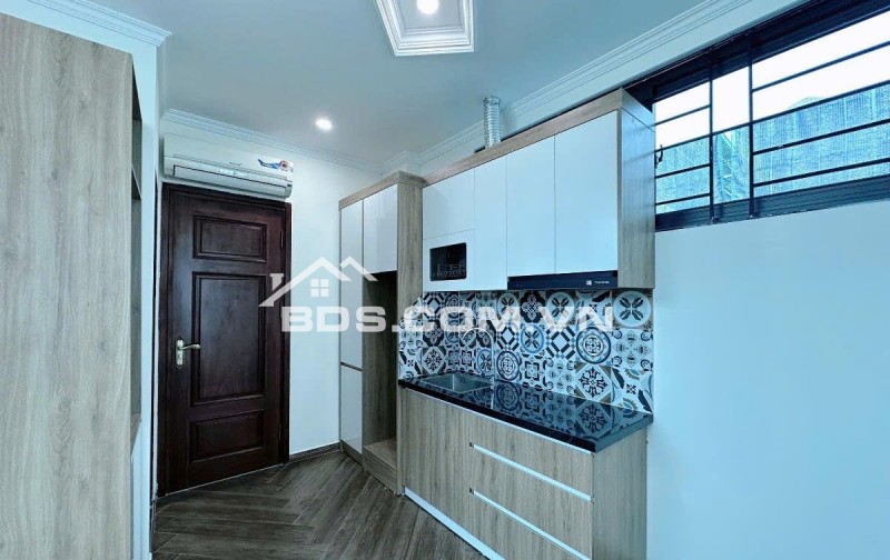 Tòa Apartment Cao Cấp Ngọc Khánh 8 Tầng DT 70Tr 25 Tỷ- Thoáng Đẹp Sạch 5M Ô TÔ