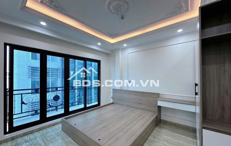 Tòa Apartment Cao Cấp Ngọc Khánh 8 Tầng DT 70Tr 25 Tỷ- Thoáng Đẹp Sạch 5M Ô TÔ