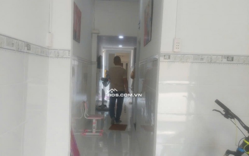 CẦN BÁN GẤP CĂN NHÀ MẶT TIỀN ĐƯỜNG CHUYÊN DÙNG 9 QUẬN 7. LH:0965194239.