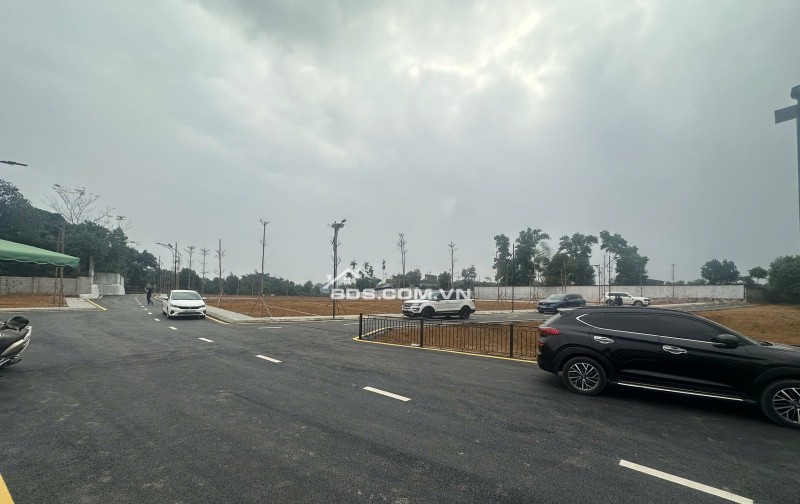 BÁN ĐẤT NỀN CỔ ĐÔNG SƠN TÂY SÁT TRƯỜNG ĐẠI HỌC QUỐC GIA