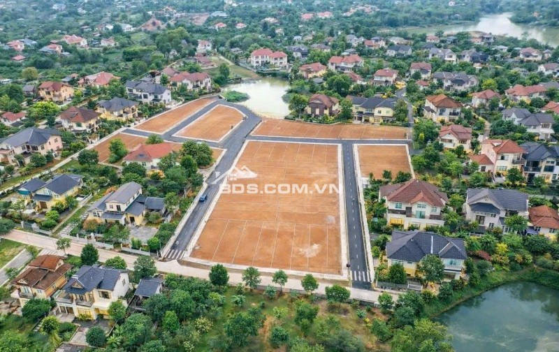 càn bán gấp lô đất