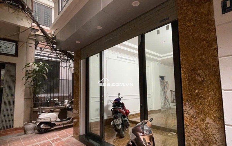 Nguyễn Thái Học 6 Tầng Thang Máy lô Góc 2 Thoáng 14.8 Tỷ 10M Ra Ô TÔ