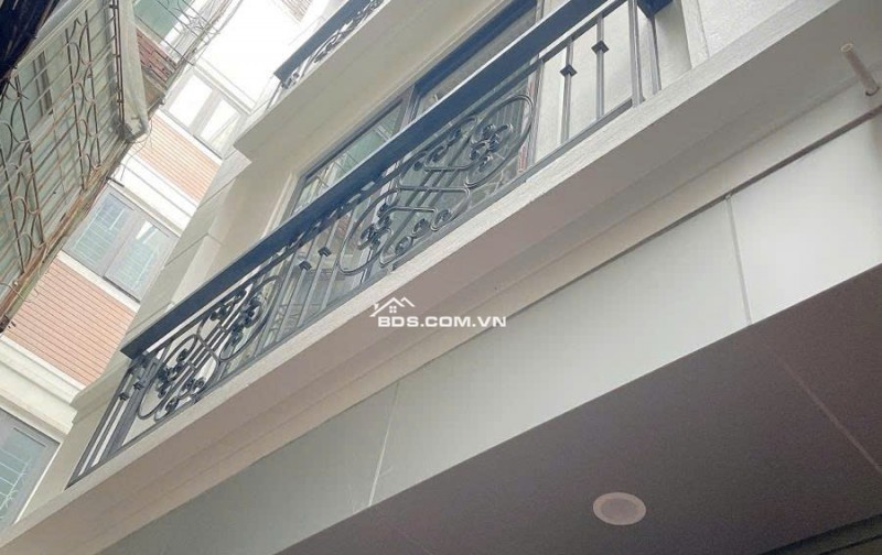 Nguyễn Thái Học 6 Tầng Thang Máy lô Góc 2 Thoáng 14.8 Tỷ 10M Ra Ô TÔ