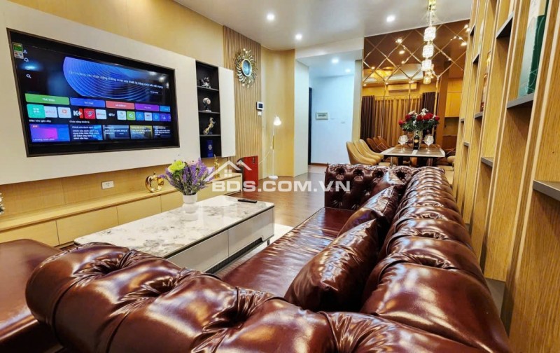 Cần tiền Bán Gấp chung cư 158 m2 Văn Phú, Hà Đông, 3 ngủ , 3 vệ sinh, 8.3 tỷ