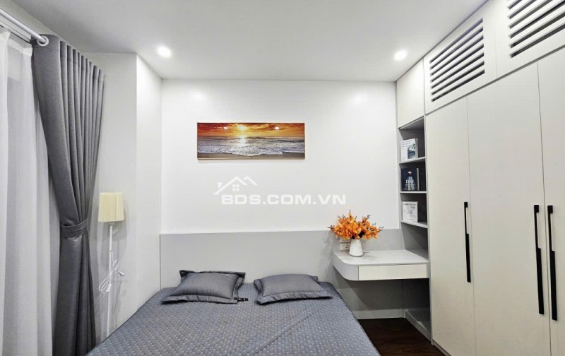 Cần tiền Bán Gấp chung cư 158 m2 Văn Phú, Hà Đông, 3 ngủ , 3 vệ sinh, 8.3 tỷ