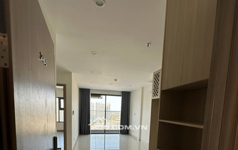 Cần Bán Gấp căn 1N+ diện tích 43m Tại VinOcp1,Nhà mới , view cực thoáng