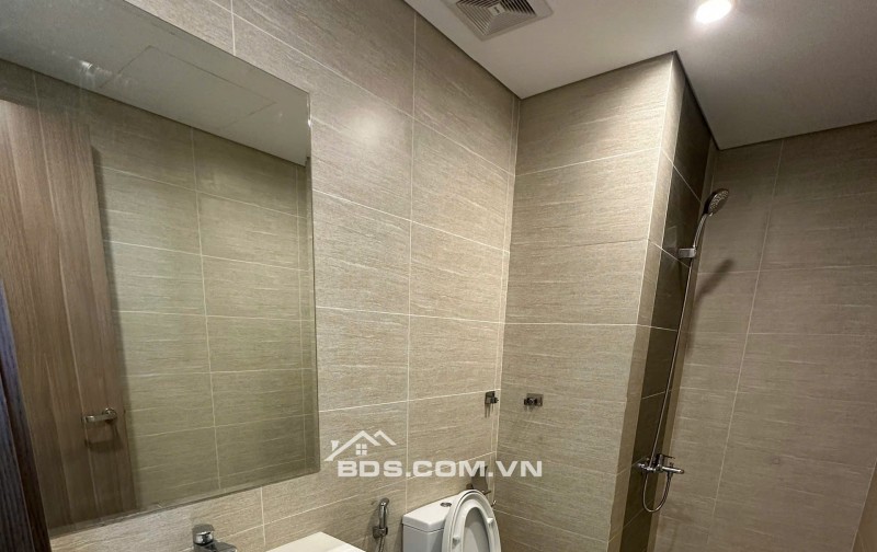 Cần Bán Gấp căn 1N+ diện tích 43m Tại VinOcp1,Nhà mới , view cực thoáng