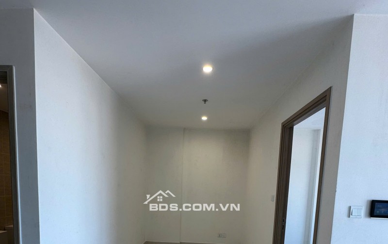 Cần Bán Gấp căn 1N+ diện tích 43m Tại VinOcp1,Nhà mới , view cực thoáng