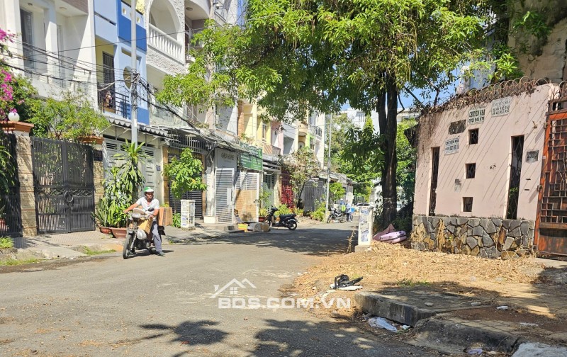 Cần Bán Lô đất ngay Trung Tâm Trảng Bàng 8 x 50 giá 450tr sổ hồng