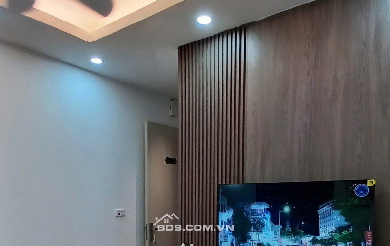 CCMN NGÕ 209 ĐỘI CẤN QUẬN BA ĐÌNH– NGÕ THÔNG – NHÀ MỚI – FULL NỘI THẤT. LH:0387839868.