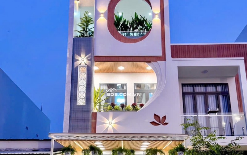 SỐC! CHỈ CÒN 1 CĂN NHÀ PHỐ 3 TẦNG KỀ SÁT ĐH VIỆT ĐỨC – KINH DOANH HOẶC Ở ĐỀU PHÙ HỢP