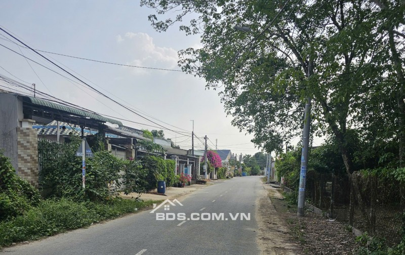 Bán Đất Trung Tâm Trảng Bàng, cách Sài Gòn 25km thổ cư, sổ hồng riêng Giá 950tr