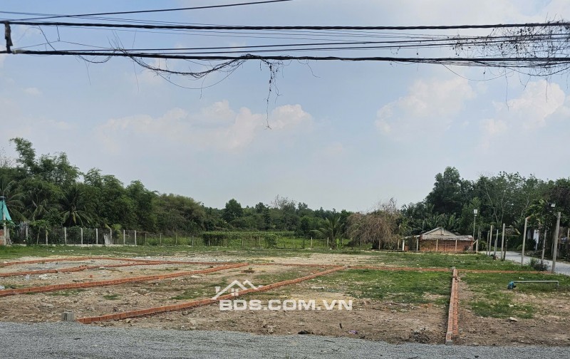 Bán Đất Trung Tâm Trảng Bàng, cách Sài Gòn 25km thổ cư, sổ hồng riêng Giá 950tr