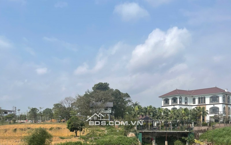  Giá chỉ 3,5 TỶ – SỞ HỮU NGAY LÔ ĐẤT HOÀ LẠC 100M2 - VIEW HỒ SIÊU ĐẸP