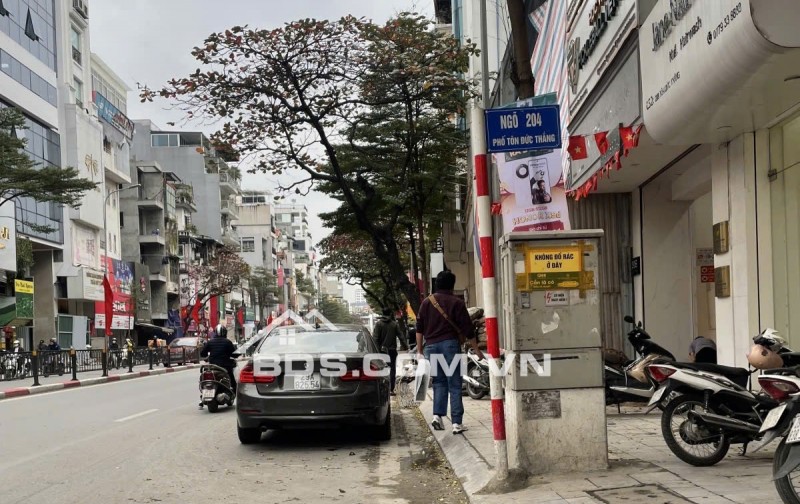 Bán nhà trong ngõ Tôn Đức Thắng 22/26m2 5 tầng Hơn 6 Tỷ Lô góc Đẹp toàn diện Tiện ích đa dạng