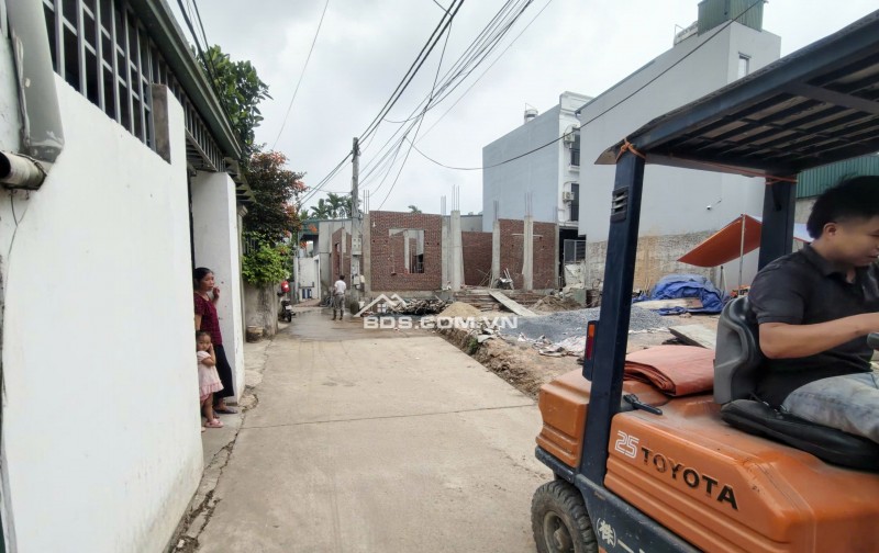 XUẤT HIỆN căn nhà rẻ đẹp mặt kinh doanh TDP Cầu, Phường Chương Mỹ, Hà Nội