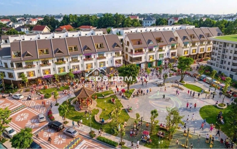 Shophouse nhà phố vườn đối diện hoa viên Ecopalace – 17 căn giới hạn, đẳng cấp gần như biệt thự