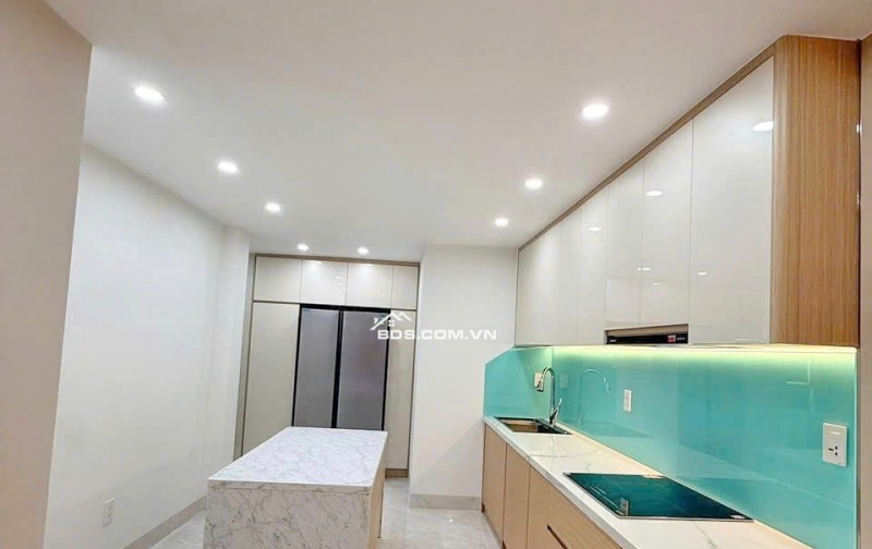 NHÀ PHỐ CĂN GÓC NHÀ 2 MẶT TIỀN HOÀNG SA. QUẬN 1