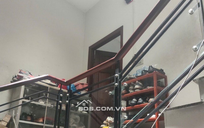 Cần bán gấp nhà Tân Phú