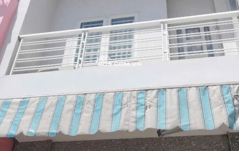 BÁN NHÀ MẶT TIỀN LÝ THÁI TỔ NỐI DÀI – TRUNG TÂM LONG XUYÊN – 41,2M2 – 6TỶXX. LH:0939073155.