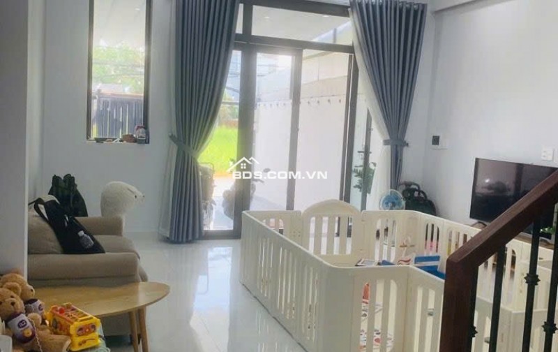 BÁN NHÀ 2 TẦNG – 5M X 27M – CÓ SÂN TRƯỚC SAU THOÁNG MÁT. LH:0988736135