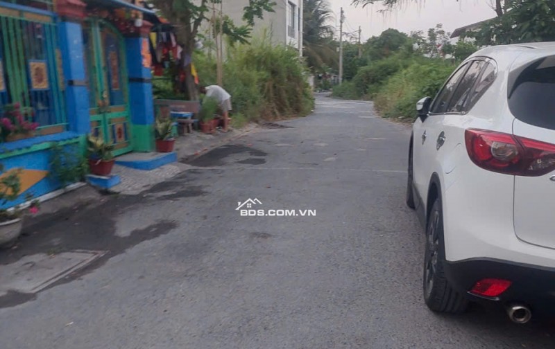 BÁN NHÀ 2 TẦNG – 5M X 27M – CÓ SÂN TRƯỚC SAU THOÁNG MÁT. LH:0988736135