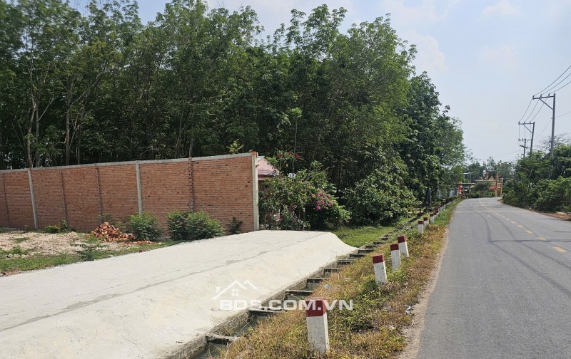 Khu đất đẹp trung tân Trảng Bảng, mặt tiền đường trung tâm 20m, sổ hồng, 650tr