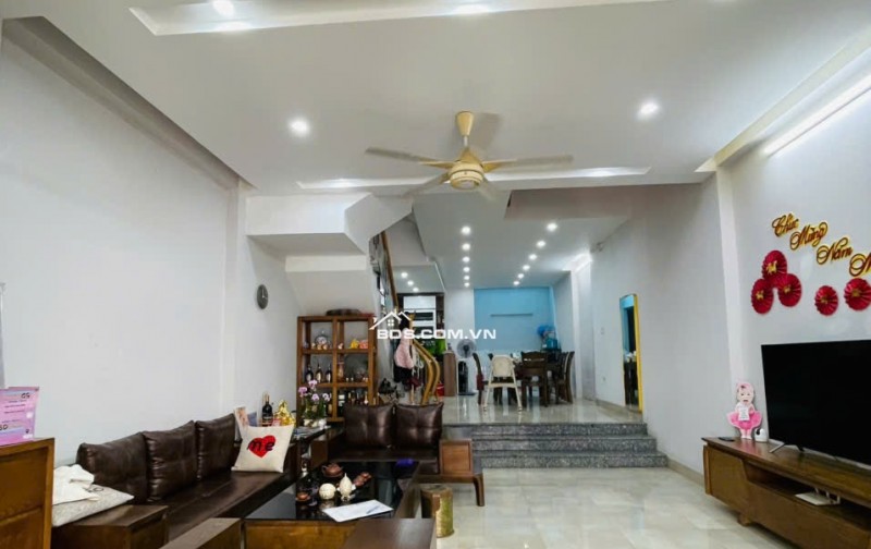 NHÀ 3 TẦNG MB3037 ĐỂ LẠI FULL NỘI THẤT- PHƯỜNG ĐÔNG THỌ(cũ) HƠN 6 TỶ