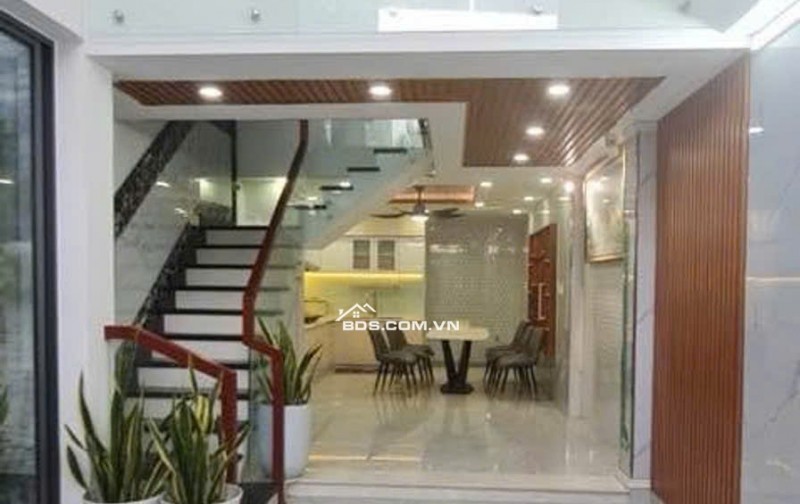 Nhà đẹp xây kiên cố 5 tầng – 4PN 5WC – Hẻm ô tô nhỏ – Dọn vào ở ngay – Vị trí gần Tân Kỳ Tân Quý – Giá tốt 8 tỷ