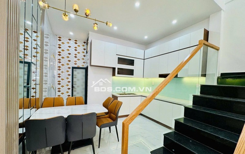 MẶT TIỀN KINH DOANH ÂU CƠ – GẦN CHỢ BÀ QUEO – 62m² – 3 TẦNG – KHU SẦM UẤT – GIÁ TỐT 9.X TỶ