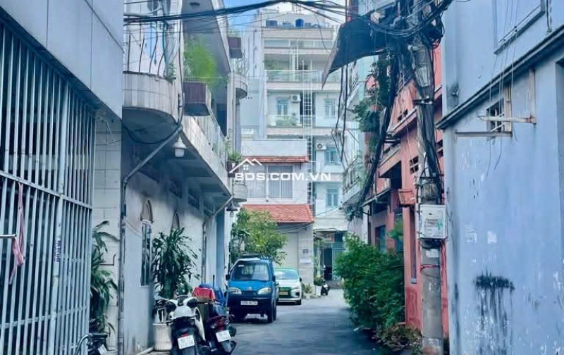 NHÀ TRUNG TÂM TÂN BÌNH – HẺM Ô TÔ TRÁNH – ĐẬU XE NGÀY ĐÊM – LỘ GIỚI ĐÃ BỎ