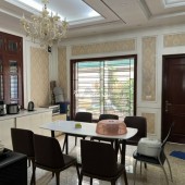 Cho thuê căn Biệt thự Trung văn Vinaconex3 DT180m, 4 tầng+ hầm