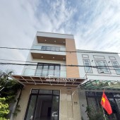 Bán nhà 3 tầng 3 mê đường Chúc Động - Sát bên trường C2 Lương Thế Vinh