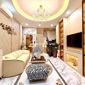 Bán Nhà Gần Đường Ô TÔ Hoàng Mai 31m, 6 tầng, mt 3.8m, giá 9.95 tỷ