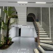 Bán nhà 3 tầng đường Lỗ Gíang 23 - P. Hoà Xuân