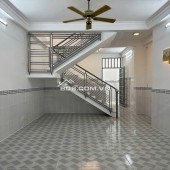 Bán nhà 1 trệt 2 lầu trống suốt mới 100%, hẻm 94// Phú Thọ Hoà Tân Phú