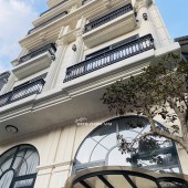 Nhà Đẹp Phố Trạm Ô TÔ Tránh 8 Tầng Thang Máy 21 Tỷ-Nội thất xịn - Đường Thông