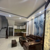 BÁN NHÀ PHÚC LỢI LONG BIÊN VỀ Ở NGAY KHU VỰC ĐÔNG DÂN CƯ 9  TỶ 48m MT 5M PHÁT TRIỂN TỐT