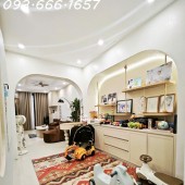 Bán BĐS 30m 4T Ở Ngay Sân Cổng riêng , có thể TL Mạnh tại Minh Khai ,Thông Tin Thật