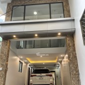 Bán nhà mặt ngõ to Bát Khối đoạn Nha Trạm, 52m2 x 6 tầng, thang máy, ô tô 7 chỗ vào nhà