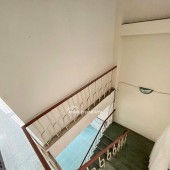 Nhà 1 trệt 2 lầu,mặt tiền đường thông thoáng,gần chợ Tân Phú,giá 7.x tỷ