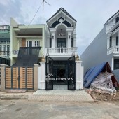 Gần chợ bình Chánh , đường đoàn nguyễn tuấn