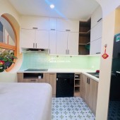 PHAN PHÙ TIÊN – SÂN RIÊNG RỘNG – NHÀ 3 TẦNG – 50M2 – CHỈ NHÌNH 11 TỶ.