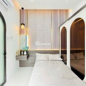 NHÀ ĐẸP LÔ GÓC 2MT THOÁNG 2 CĂN RA MẶT TIỂN NGUYỄN DUY CUNG - GẦN SIÊU THỊ EMART SẦM UẤT CHO THUÊ