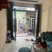 Cho thuê nhà riêng khu Nguyễn Hữu Cảnh, Nhà cấp 4, 2PN, 1WC, giá 9tr5/th.