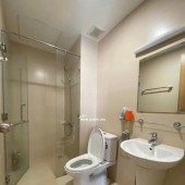 107m2, 3PN, 2WC, C/c Screc Trường Sa, P12, Q3, Nhà mới, sạch. Giá 14tr5/th