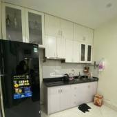 Chung cư Nguyễn Trãi, P9, Quận 1, 70m2, 2PN, 1WC, Nội thất, 11tr/tháng.