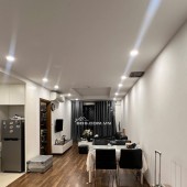 Cho thuê căn hộ 2n toà S Goldmark City full đồ, sẵn slot oto, vào ở luôn, giá 13tr