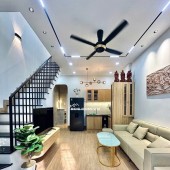 BÁN NHÀ TÂN KỲ TÂN QUÝ. DT (4X9). SẴN SHR. CHỈ 5.5 TỶ. LH:0905029420.